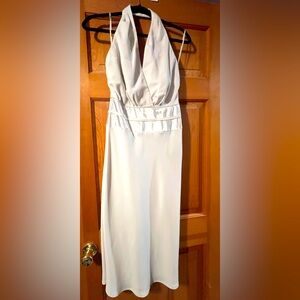 Marilyn Moment!  Gorgeous off white halter dress, size 6.